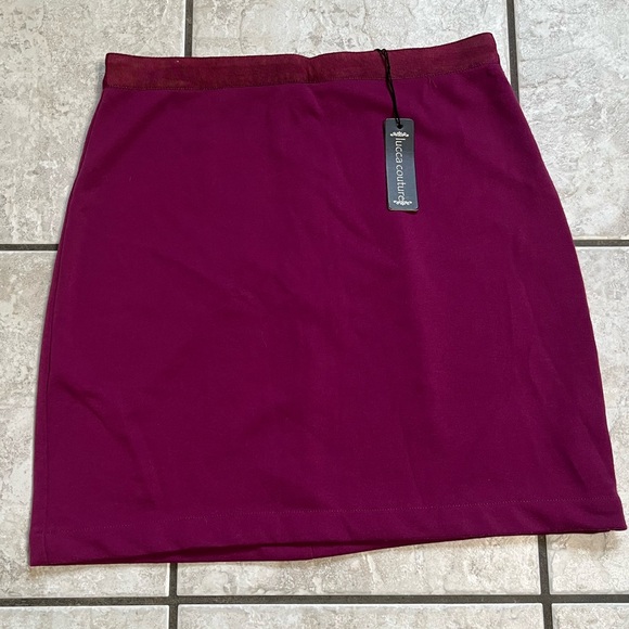 Lucca Couture Stretch Skirt Size L - Picture 1 of 5